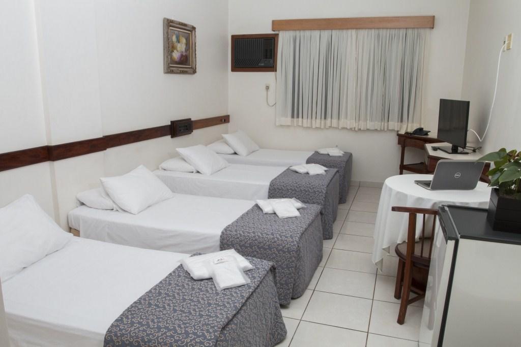 Carlton Plaza Hotel Uberlândia Exteriör bild