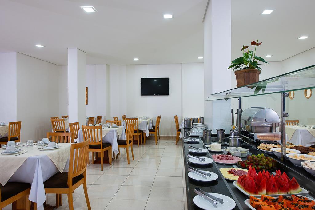 Carlton Plaza Hotel Uberlândia Exteriör bild