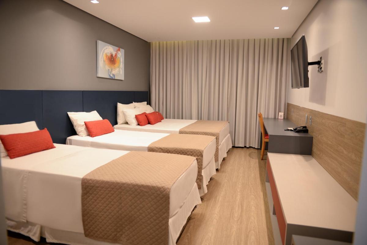 Carlton Plaza Hotel Uberlândia Exteriör bild