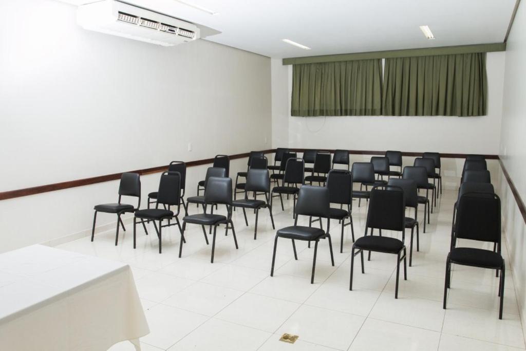 Carlton Plaza Hotel Uberlândia Exteriör bild