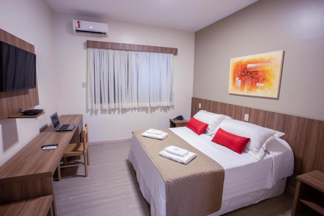 Carlton Plaza Hotel Uberlândia Exteriör bild