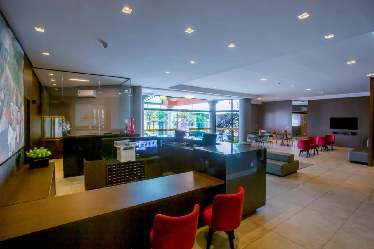 Carlton Plaza Hotel Uberlândia Exteriör bild